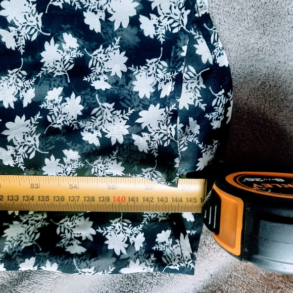 Gabby Skye floral jumpsuit - Picture 3 of 3